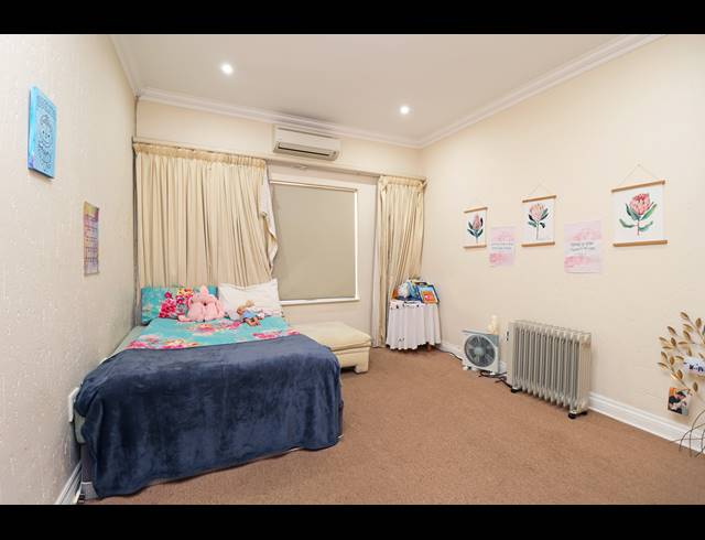 3 BEDROOM HOUSE FOR SALE IN WAVERLEY